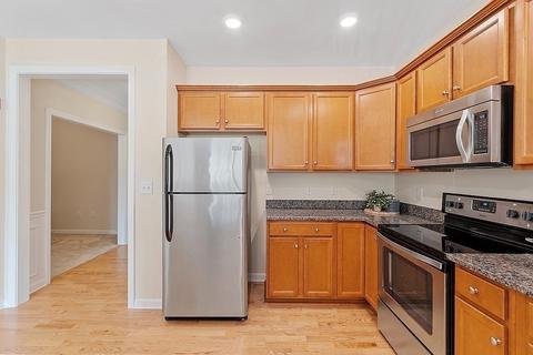 7 Augustus Ct #2002, Reading, MA 01867 photo 8