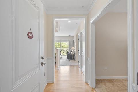 7 Augustus Ct #2002, Reading, MA 01867 photo 2