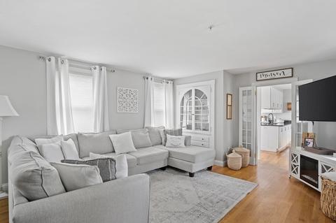 35 High St #3C, Danvers, MA 01923