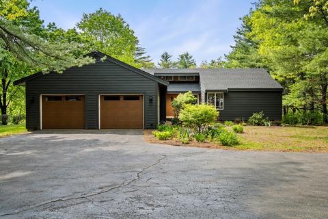 555 Longley Rd, Groton, MA 01450