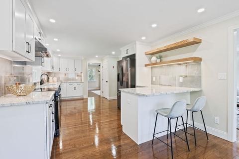 143 Central Ave, Needham, MA 02494 photo 4