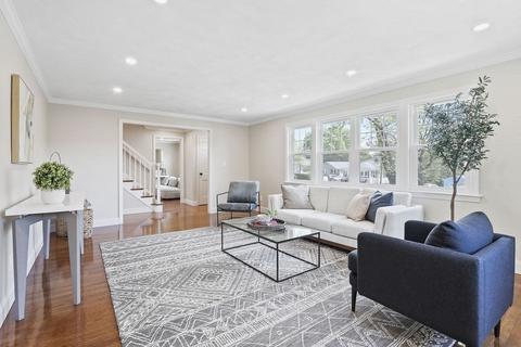 143 Central Ave, Needham, MA 02494 photo 6