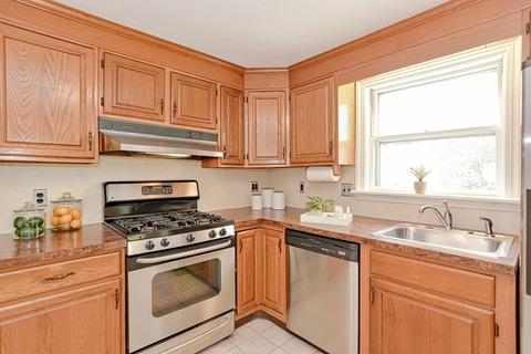 105 Booth Rd, Dedham, MA 02026 photo 4