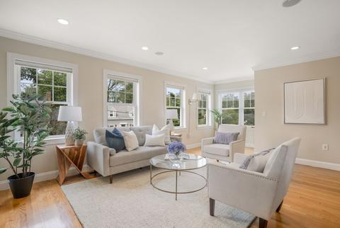 9 Whitney St #9, Brookline, MA 02445