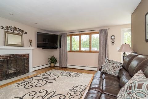 53 Centre St, Natick, MA 01760 photo 4