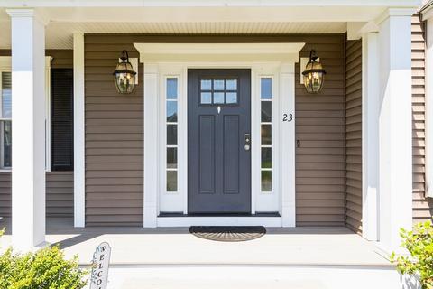 23 Day Lily Ln, Walpole, MA 02081