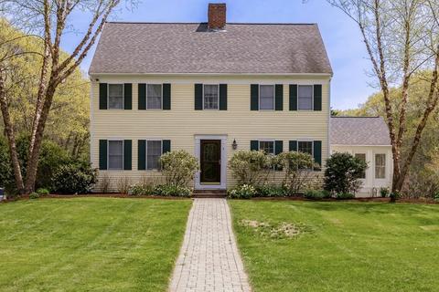 3 Longmeadow Way, Hamilton, MA 01982