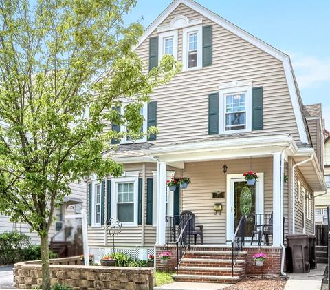 24 Baker Rd, Everett, MA 02149 photo 1