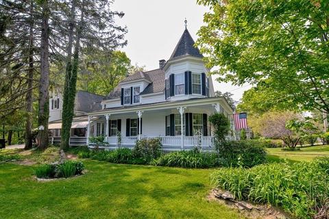 860 Massachusetts Ave, Lunenburg, MA 01462