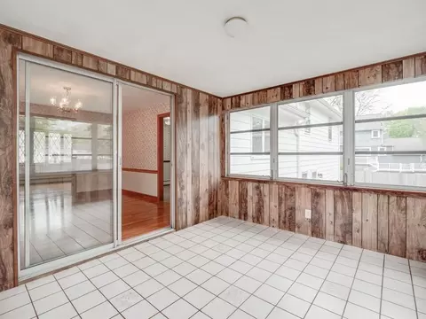 40 Windsor Rd, Stoneham, MA 02180 photo 8