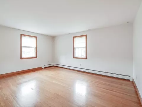 40 Windsor Rd, Stoneham, MA 02180 photo 13