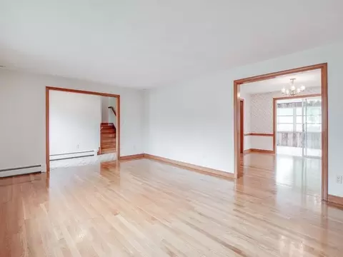 40 Windsor Rd, Stoneham, MA 02180 photo 4