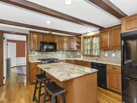 28 Indian Path, Dedham, MA 02026 photo 9