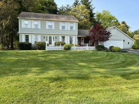 74 Sanford St, East Longmeadow, MA 01028