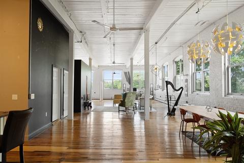 404 Roosevelt Ave #501U, Central Falls, RI 02863