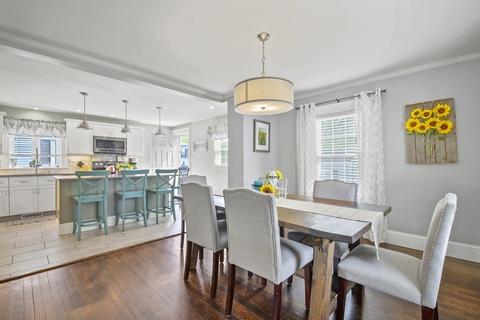 26 Fellows St, Danvers, MA 01923 photo 14
