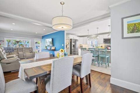 26 Fellows St, Danvers, MA 01923 photo 16