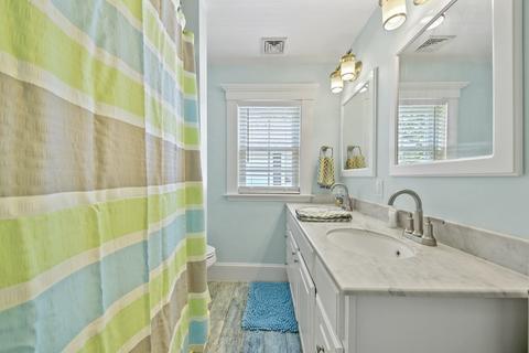 26 Fellows St, Danvers, MA 01923 photo 34