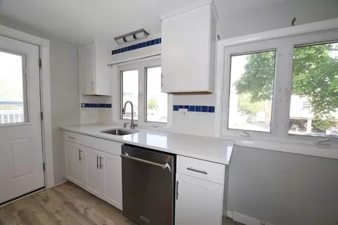 8 Warfield Ave, Hull, MA 02045 photo 17