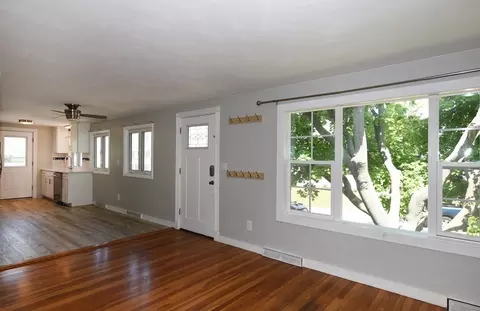 8 Warfield Ave, Hull, MA 02045 photo 22