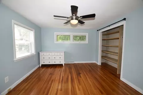 8 Warfield Ave, Hull, MA 02045 photo 10