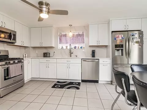 65 Highland Ave, Everett, MA 02149 photo 4