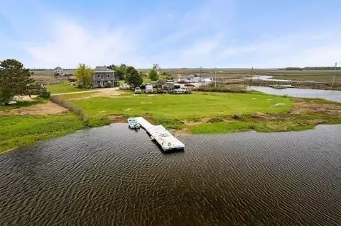 53 Plum Island Tpke, Newbury, MA 01951