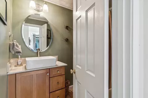 55 Winslow Rd, Reading, MA 01867 photo 14