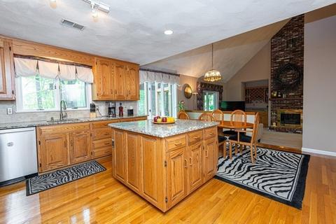 5 Oregon St, Georgetown, MA 01833 photo 13