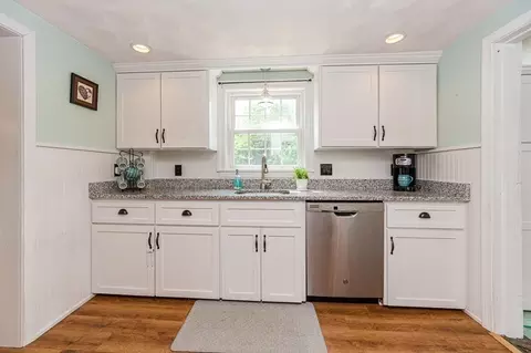 34 Longfellow Rd, Reading, MA 01867 photo 11
