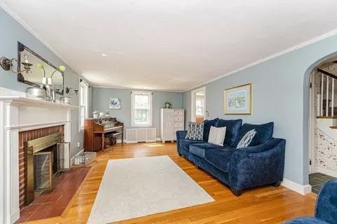 34 Longfellow Rd, Reading, MA 01867 photo 5