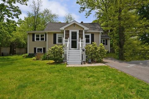 43 Wentworth St, Westwood, MA 02090