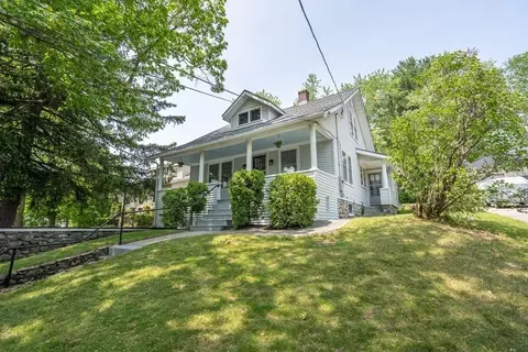 124 Clover St, Worcester, MA 01603 photo 5