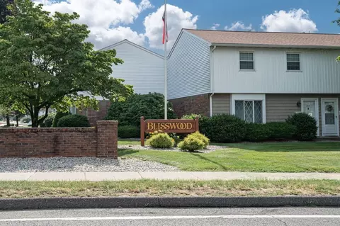98 Fuller St #32, Ludlow, MA 01056