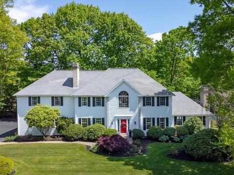 11 Columbus Rd, Boylston, MA 01505