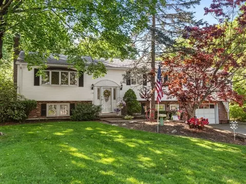 118 Bumble Bee Cir, Shrewsbury, MA 01545