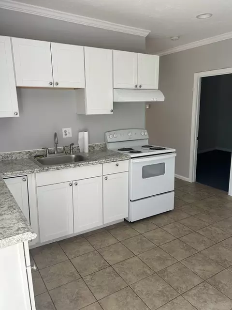 46 Tatman St, Worcester, MA 01607 photo 6