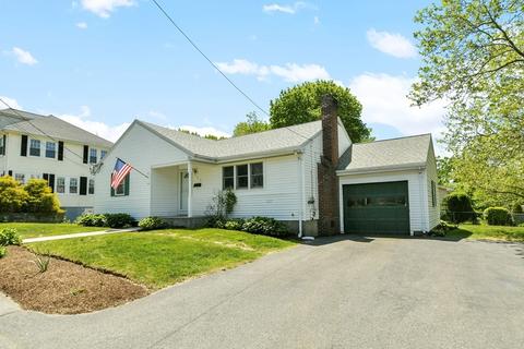 155 Harding Ter, Dedham, MA 02026