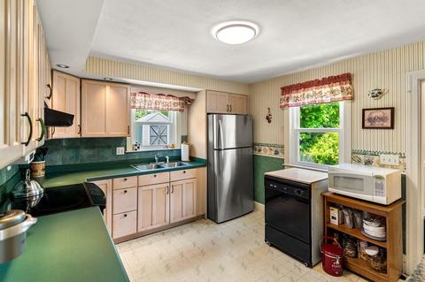 7 Varney St, Worcester, MA 01605 photo 18