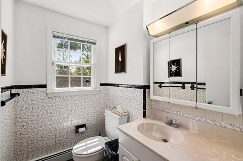 22 Willow St, Dedham, MA 02026 photo 15