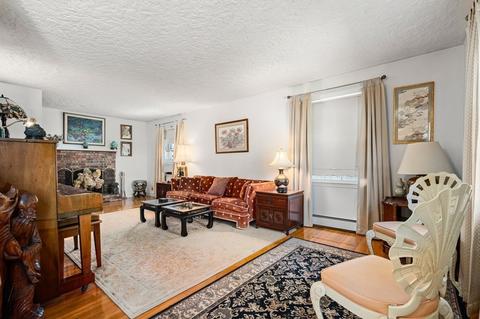 22 Willow St, Dedham, MA 02026 photo 6