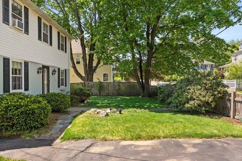 22 Willow St, Dedham, MA 02026 photo 3