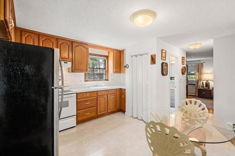 22 Willow St, Dedham, MA 02026 photo 11