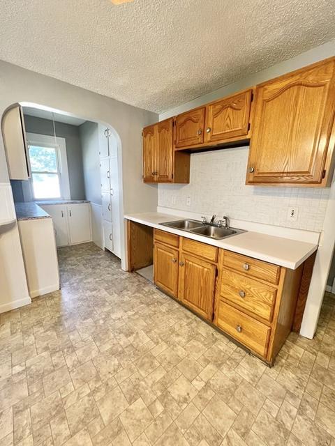 8-10 Langdon St, Springfield, MA 01104 photo 13