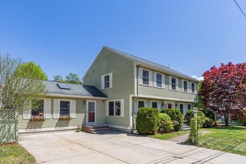 30 Eaton St, Reading, MA 01867