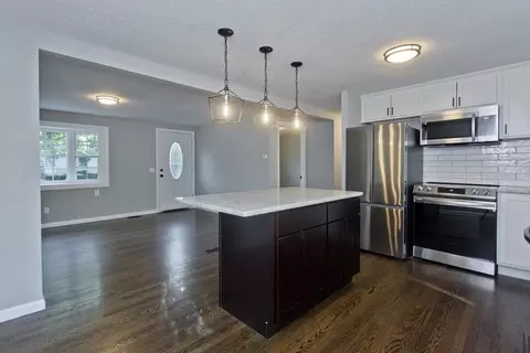 75 Saffron Cir, Springfield, MA 01129 photo 10