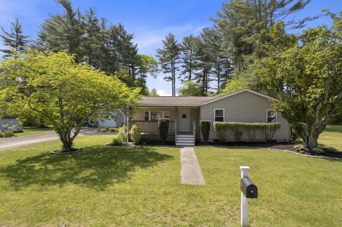 14 Ashley Ave, Freetown, MA 02717