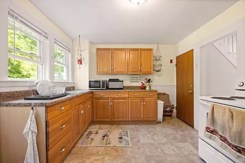 23-25 Maple St, Maynard, MA 01754 photo 14