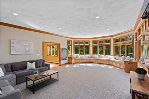 385 E Foxboro St, Sharon, MA 02067 photo 18