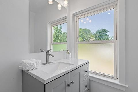 9 Sisson Ter, Lynn, MA 01902 photo 22